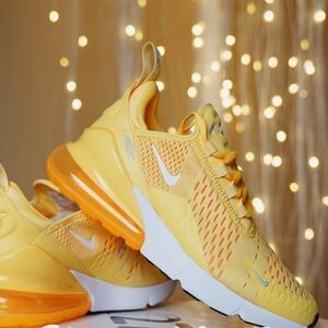 Nike AirMax 270 Topaz Gold Women Size 9.5